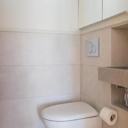 Апартаменты Rue De Bourgogne Iv By Onefinestay *