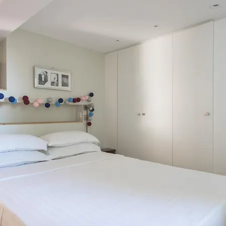 Rue De Bourgogne Iv By Onefinestay *