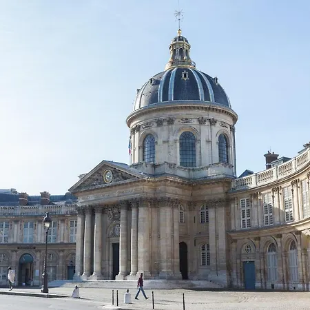 Rue De Bourgogne Iv By Onefinestay *