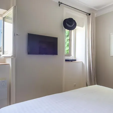 Rue De Bourgogne Iv By Onefinestay *