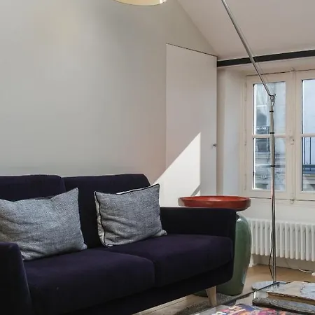 Rue De Bourgogne Iv By Onefinestay Париж